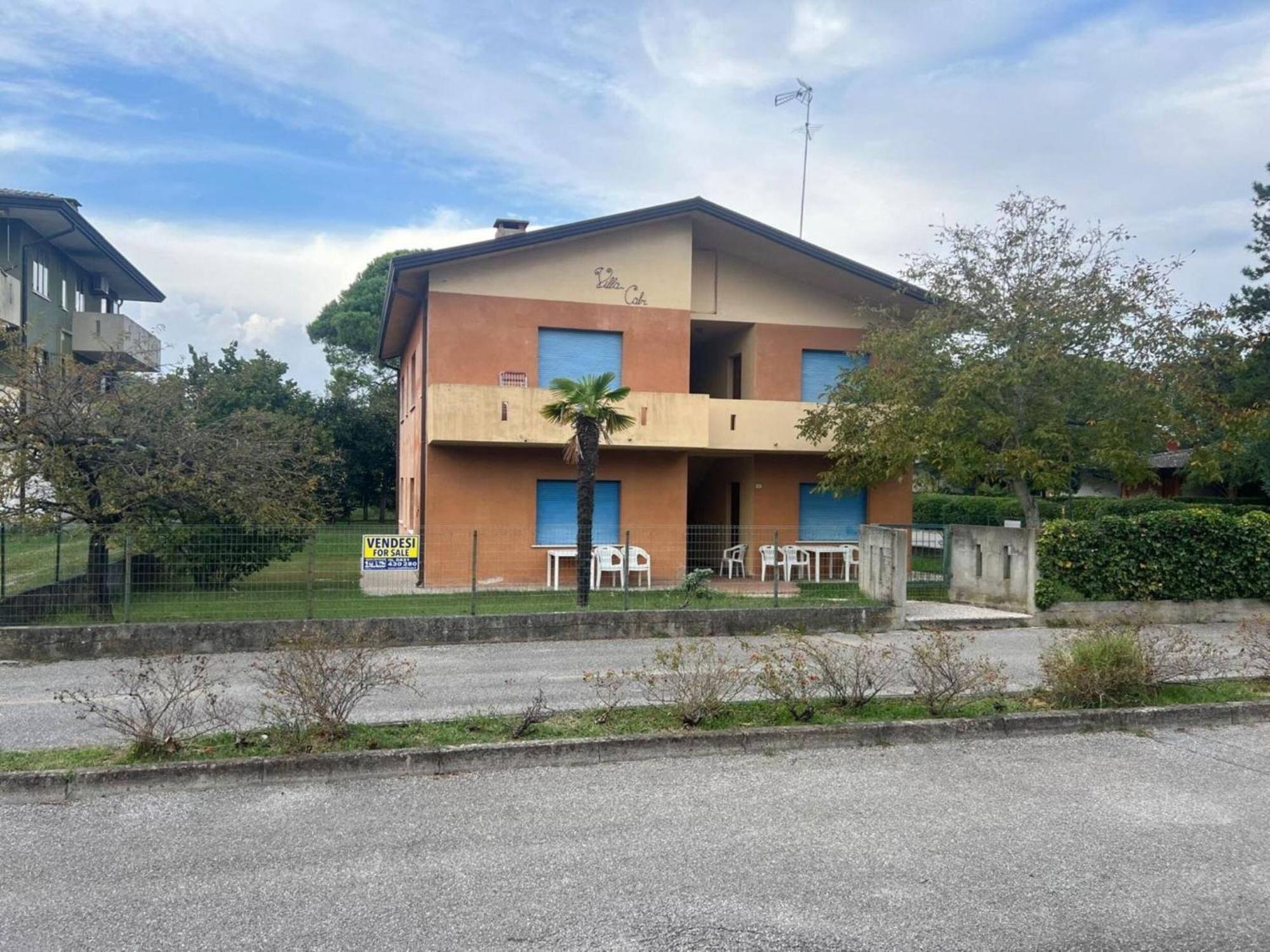 Renovated For 5 Guests In Bibione